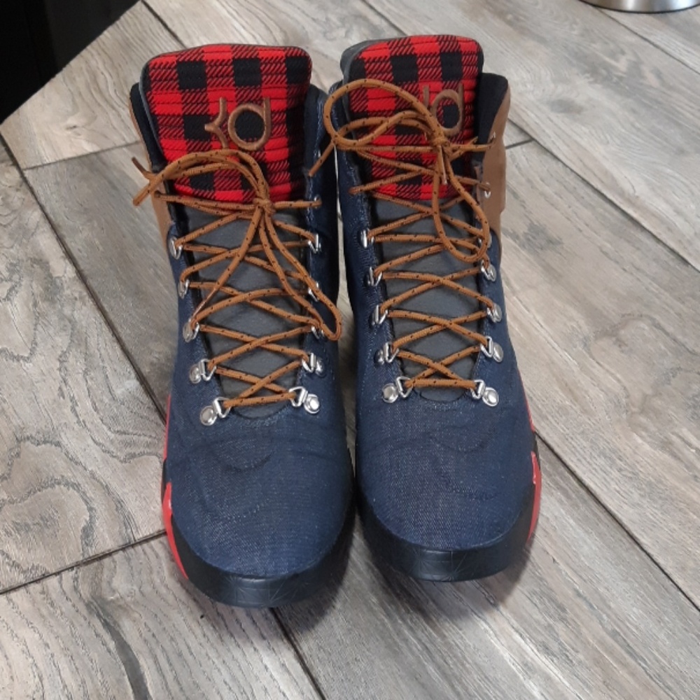 Shoes - Picture 7 of 7